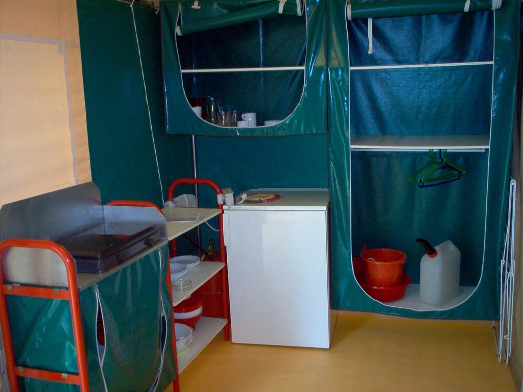 Camping Les Tournesols Sillé-le-Guillaume Dış mekan fotoğraf