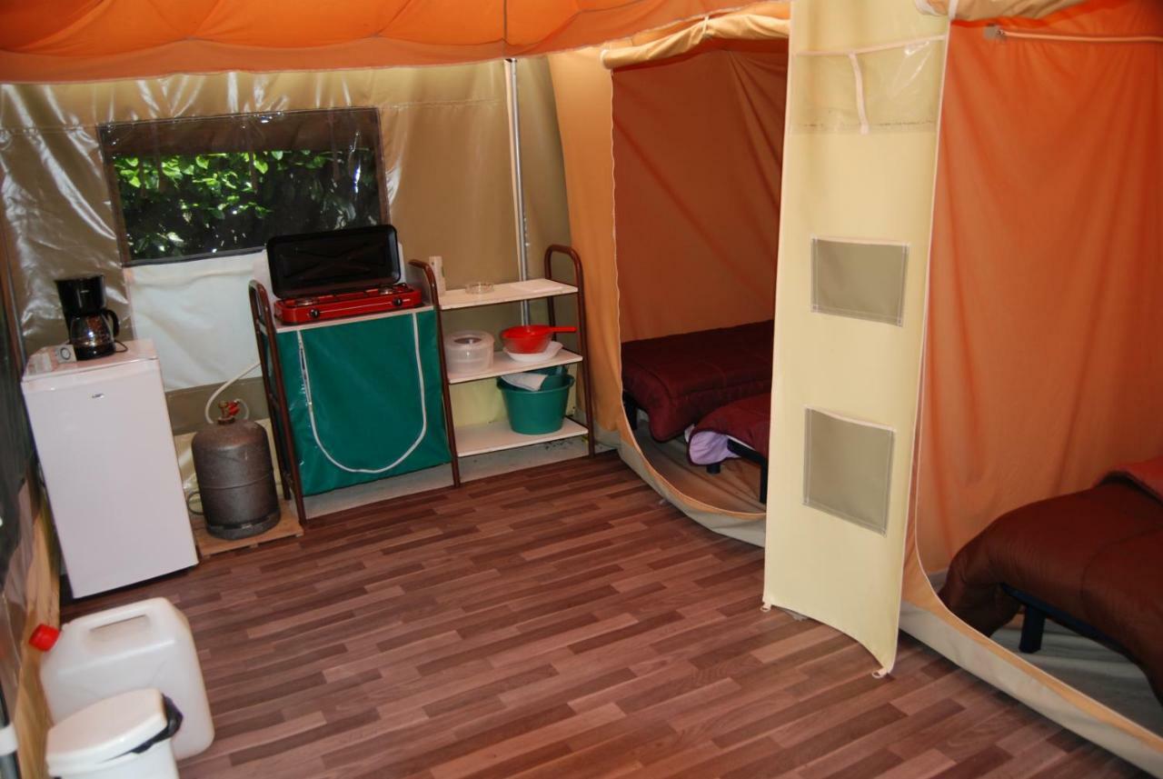 Camping Les Tournesols Sillé-le-Guillaume Dış mekan fotoğraf